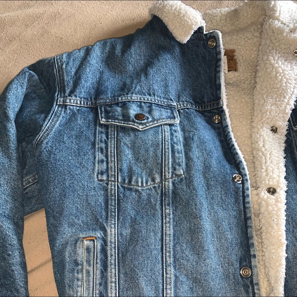 Vintage Gap Denim Sherpa Jacket - Picture 3 of 6